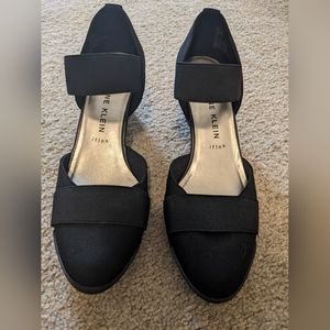 Anne Klein iflex Tulsi wedges, size 8, black